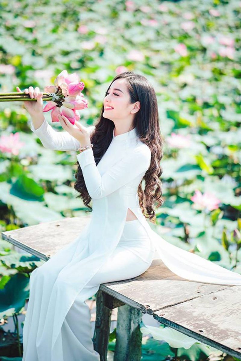 Tà áo dài Việt Nam là hơi thở của nền văn hoá Việt